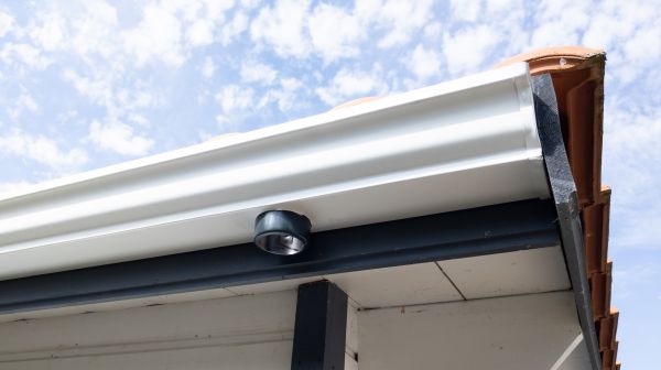 Seamless Gutters Installation in Saint Charles