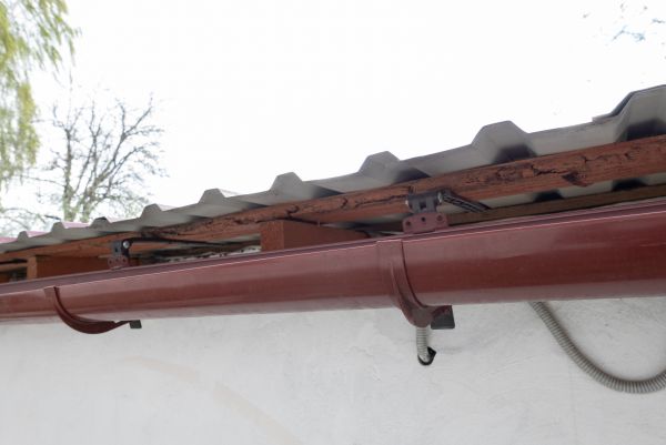 Cost of Round Gutters Installation in Saint Charles